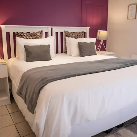Rustic Manor Guest House-3